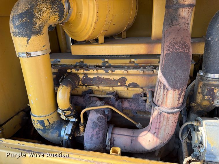 image for item EA0439 1992 Caterpillar CP563 single drum roller