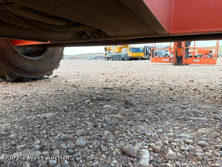 image for item EA0441 2008 JLG 660SJ boom lift