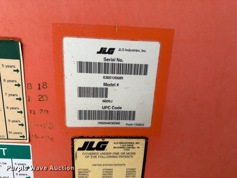 image for item EA0441 2008 JLG 660SJ boom lift