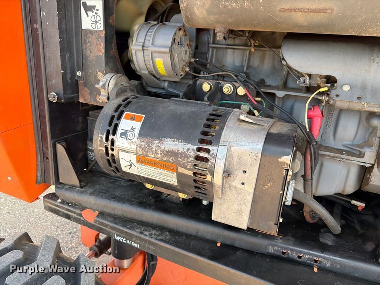 image for item EA0442 2006 JLG 660SJ boom lift