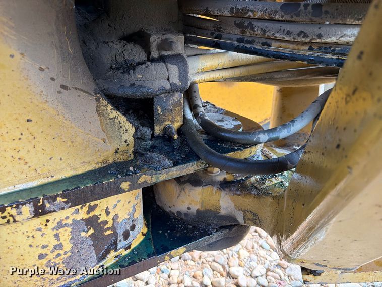 image for item EA0444 1995 Caterpillar 140G VHP motor grader