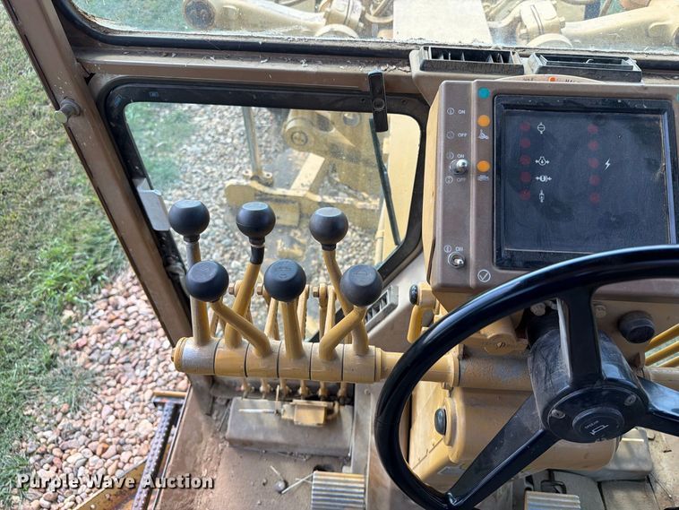 image for item EA0444 1995 Caterpillar 140G VHP motor grader