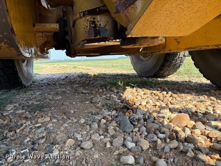 image for item EA0444 1995 Caterpillar 140G VHP motor grader
