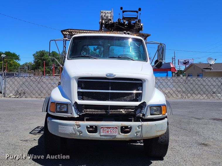 image for item ED0166 2000 Sterling L9500 crane truck