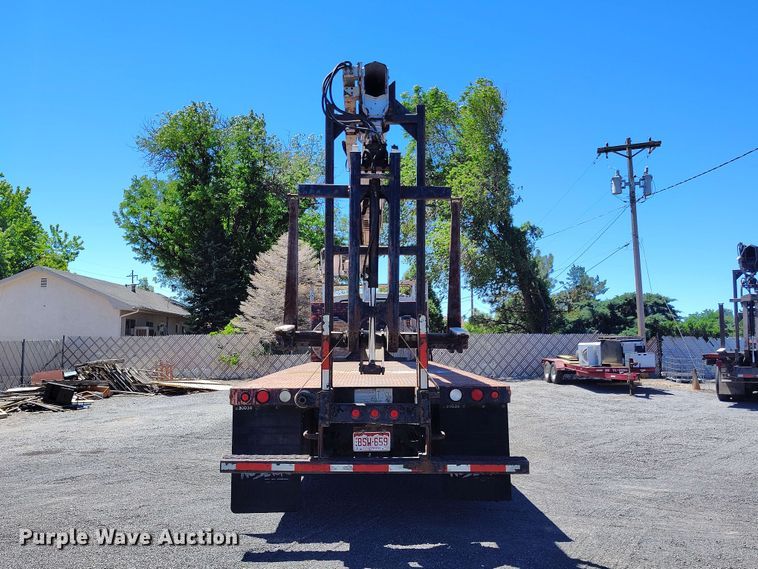 image for item ED0166 2000 Sterling L9500 crane truck