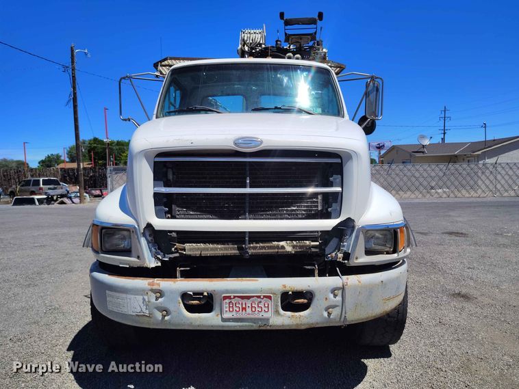 image for item ED0166 2000 Sterling L9500 crane truck