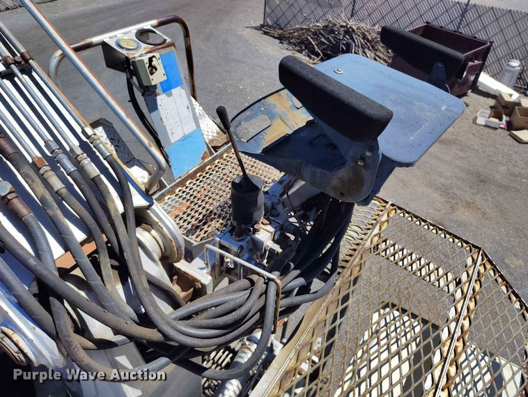 image for item ED0166 2000 Sterling L9500 crane truck