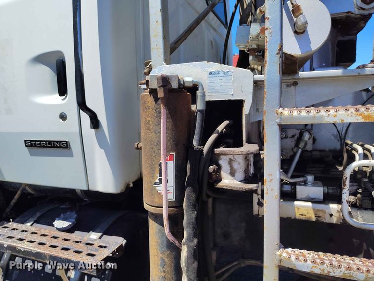 image for item ED0166 2000 Sterling L9500 crane truck