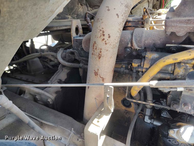 image for item ED0166 2000 Sterling L9500 crane truck