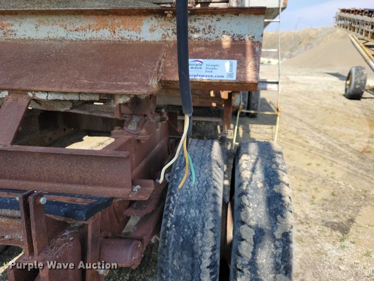 image for item EE0957 Universal Cedar Rapids conveyor