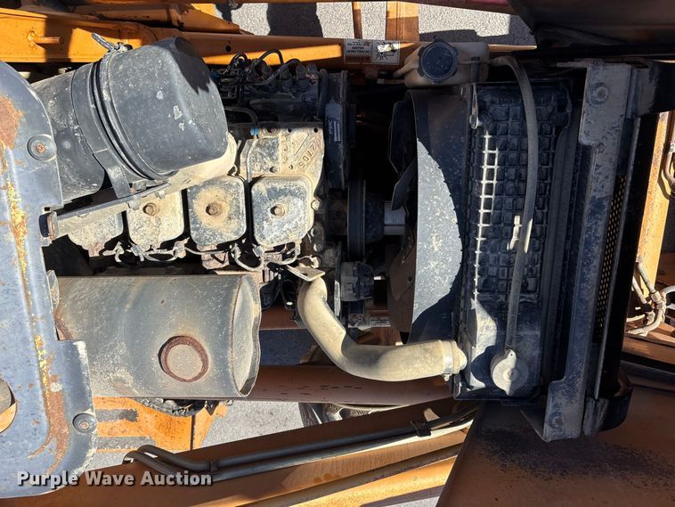 image for item EE6470 2001 Case 570MXT landscape tractor