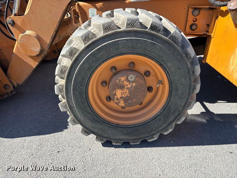 image for item EE6470 2001 Case 570MXT landscape tractor