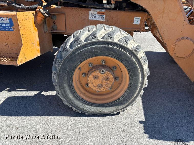 image for item EE6470 2001 Case 570MXT landscape tractor