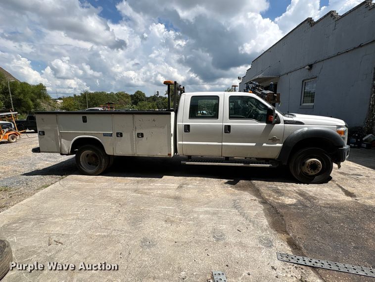 image for item EF1327 2016 Ford F550 Super Duty Crew Cab utility / service truck