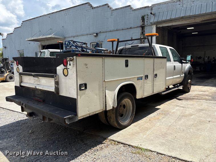 image for item EF1327 2016 Ford F550 Super Duty Crew Cab utility / service truck