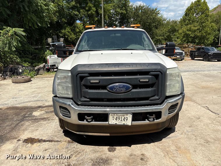 image for item EF1327 2016 Ford F550 Super Duty Crew Cab utility / service truck