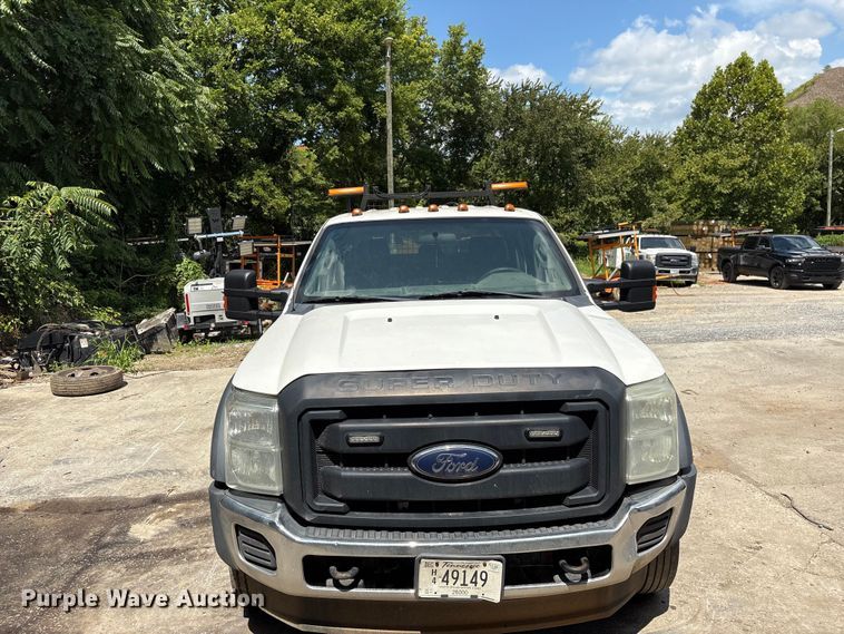 image for item EF1327 2016 Ford F550 Super Duty Crew Cab utility / service truck