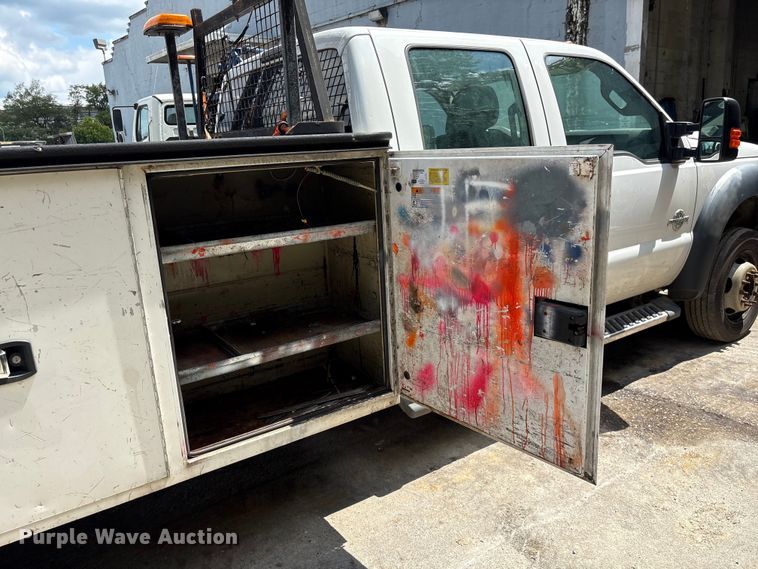 image for item EF1327 2016 Ford F550 Super Duty Crew Cab utility / service truck