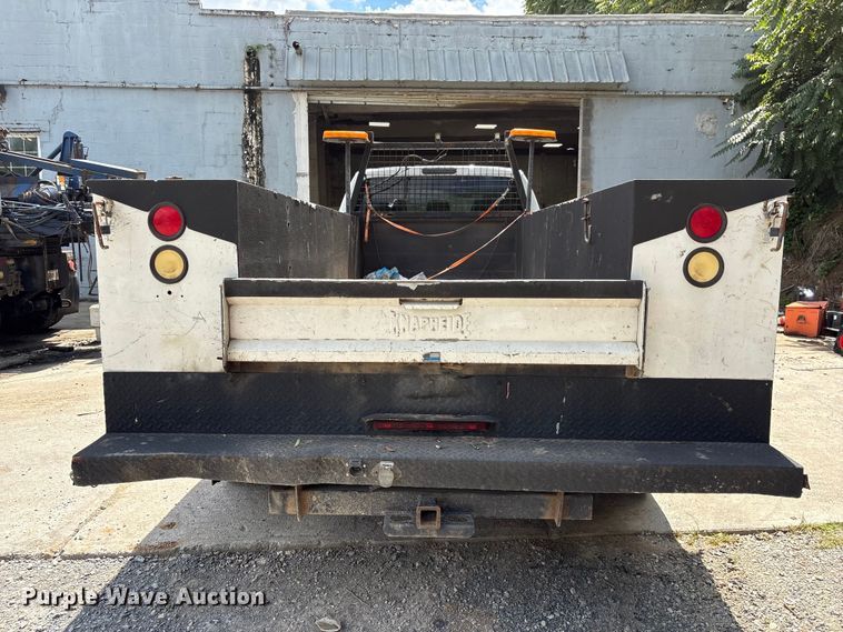 image for item EF1327 2016 Ford F550 Super Duty Crew Cab utility / service truck