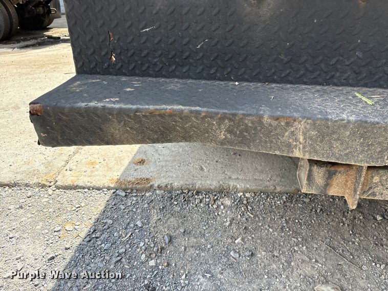 image for item EF1327 2016 Ford F550 Super Duty Crew Cab utility / service truck