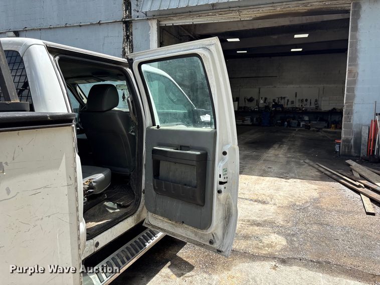 image for item EF1327 2016 Ford F550 Super Duty Crew Cab utility / service truck