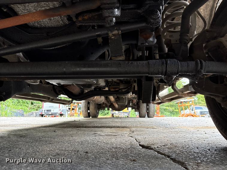 image for item EF1327 2016 Ford F550 Super Duty Crew Cab utility / service truck
