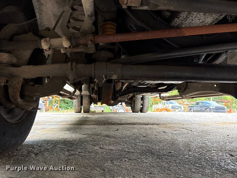 image for item EF1327 2016 Ford F550 Super Duty Crew Cab utility / service truck