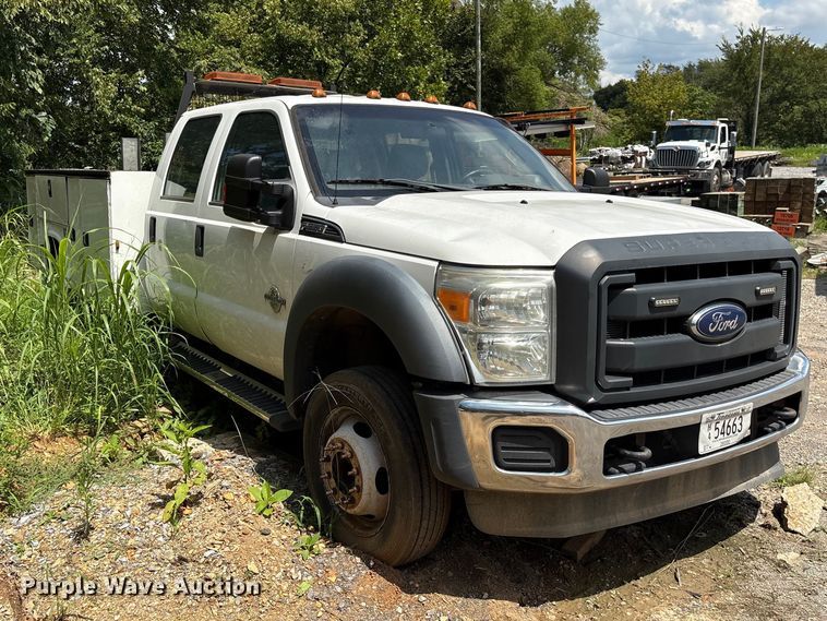 image for item EF1328 2016 Ford F550 Super Duty Crew Cab utility / service truck