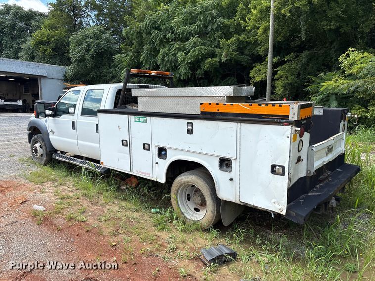 image for item EF1328 2016 Ford F550 Super Duty Crew Cab utility / service truck