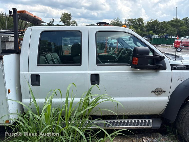 image for item EF1328 2016 Ford F550 Super Duty Crew Cab utility / service truck