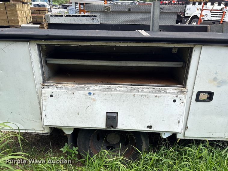 image for item EF1328 2016 Ford F550 Super Duty Crew Cab utility / service truck