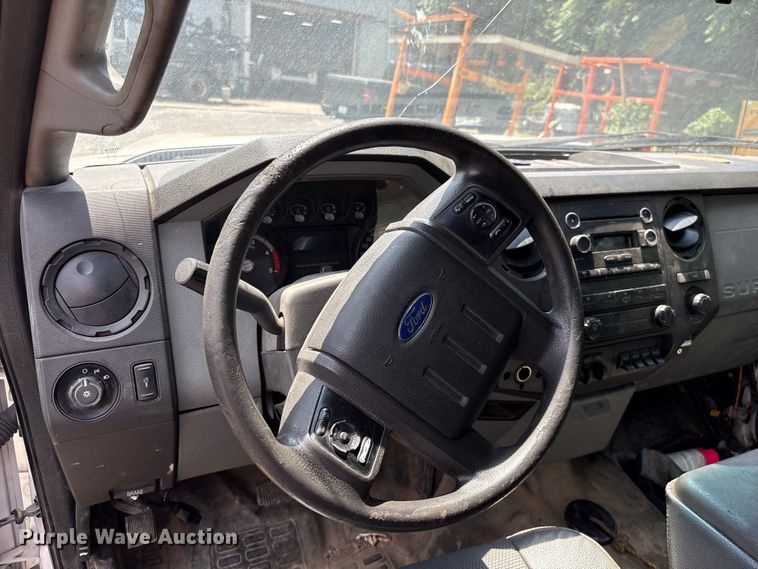 image for item EF1328 2016 Ford F550 Super Duty Crew Cab utility / service truck