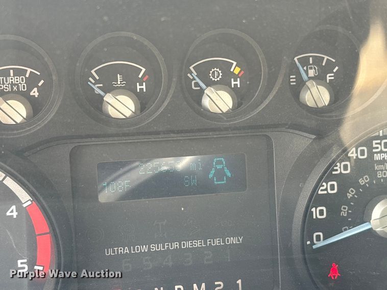 image for item EF1328 2016 Ford F550 Super Duty Crew Cab utility / service truck