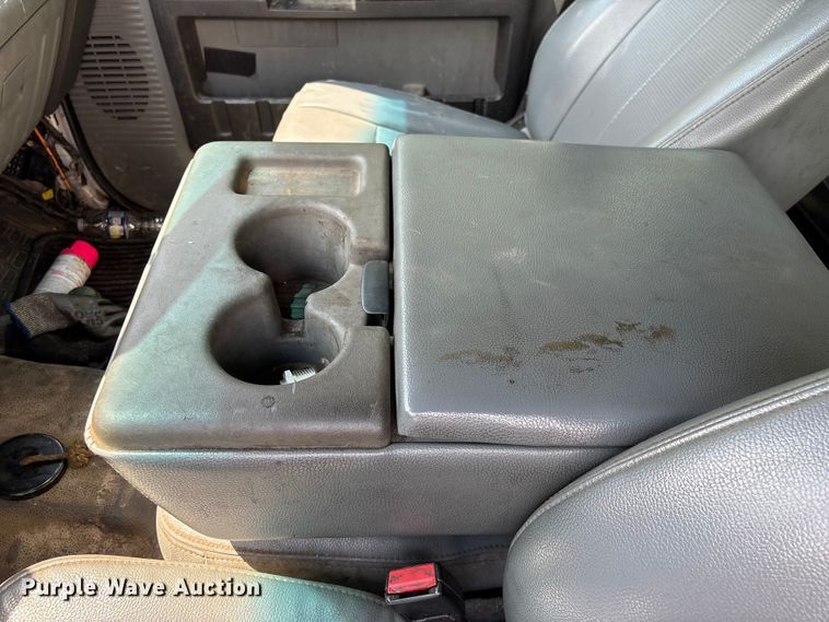 image for item EF1328 2016 Ford F550 Super Duty Crew Cab utility / service truck