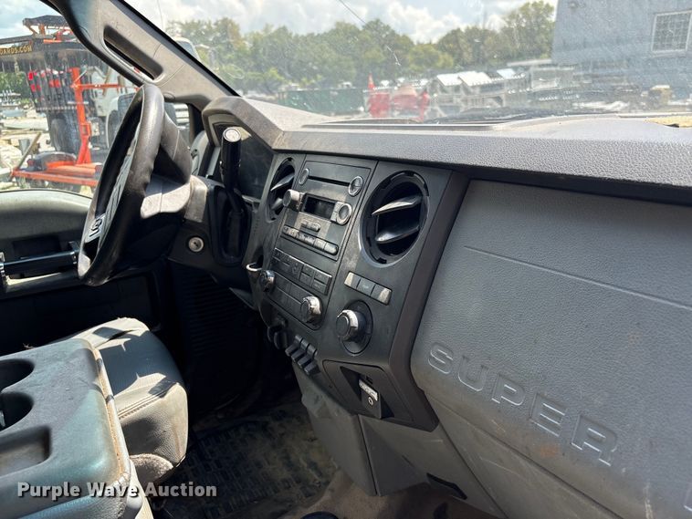 image for item EF1328 2016 Ford F550 Super Duty Crew Cab utility / service truck
