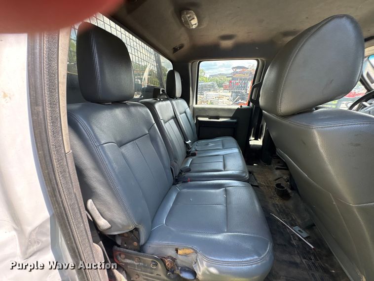 image for item EF1328 2016 Ford F550 Super Duty Crew Cab utility / service truck