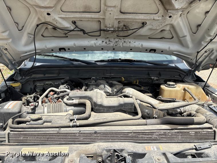 image for item EF1328 2016 Ford F550 Super Duty Crew Cab utility / service truck