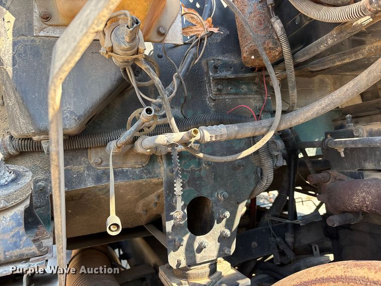 image for item EF1347 1996 Freightliner USF-1E vacuum truck