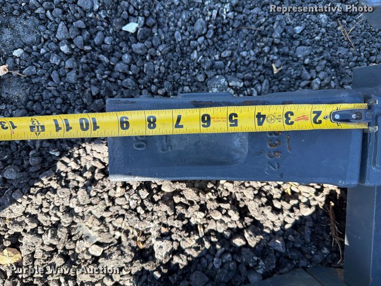 image for item EF1373 Smartcharm CAT320D  excavator bucket