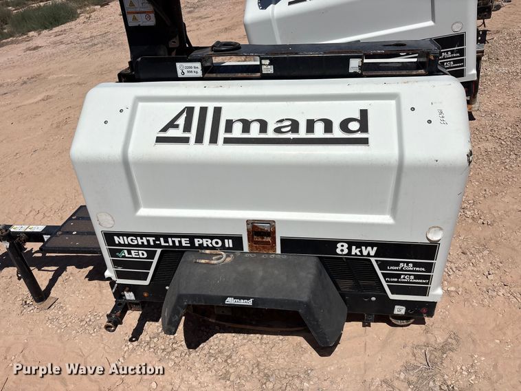 image for item EF6361 (3) Allmand NIGHT LIGHT PRO 2 V light plants 