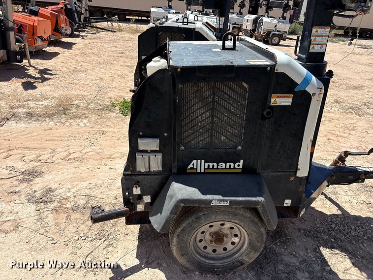 image for item EF6362 (3) Allmand NIGHT-LITE V-SERIES NLV light plants