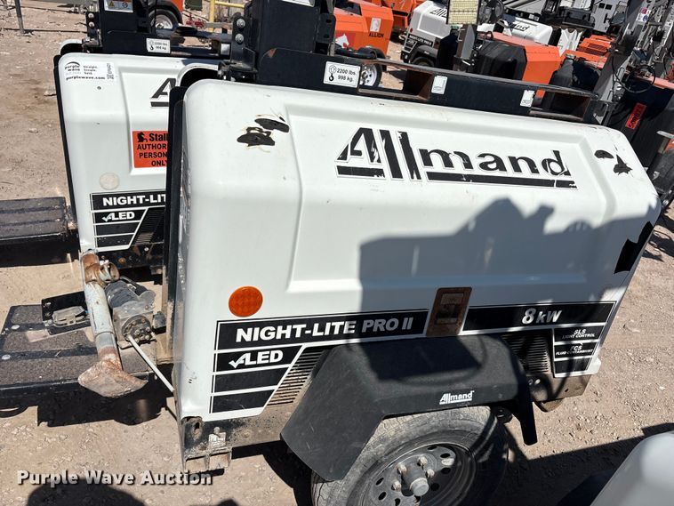 image for item EF6421 (4) Allmand NIGHT LIGHT PRO 2V light plants