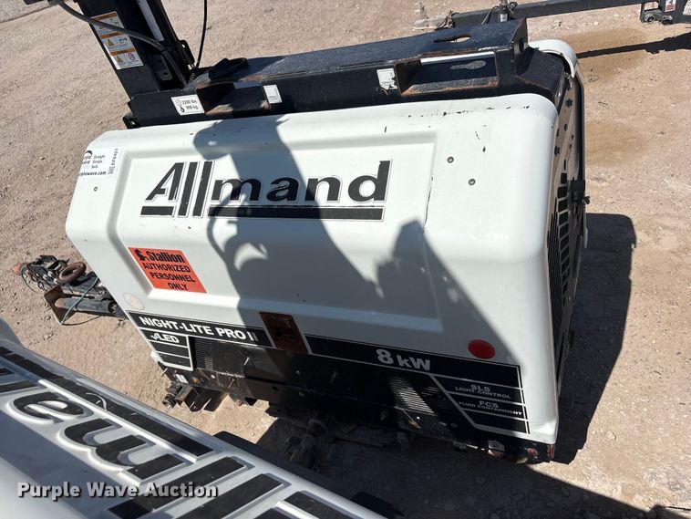 image for item EF6421 (4) Allmand NIGHT LIGHT PRO 2V light plants