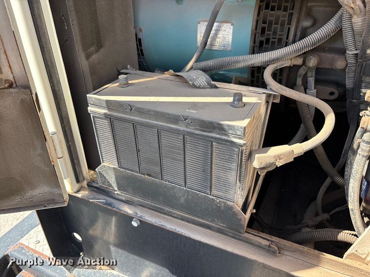 image for item EF6423 MQ  (2) MQ Power DH-0480I generators