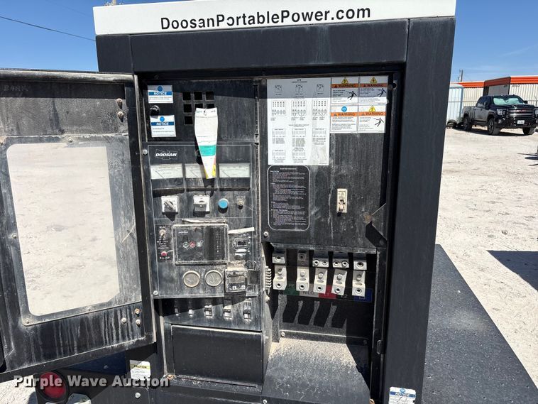 image for item EF6428 (2) Doosan G70 generators