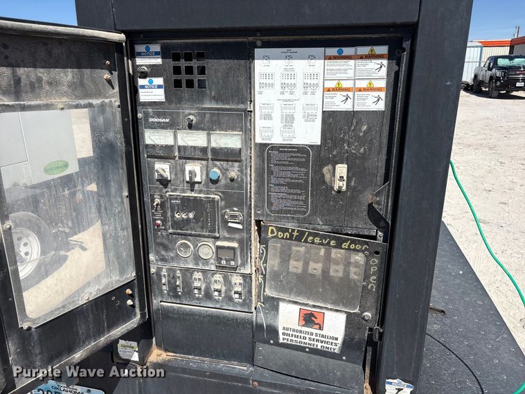 image for item EF6428 (2) Doosan G70 generators