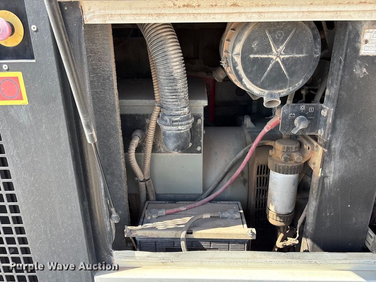 image for item EF6431 (2) Doosan G70 generators