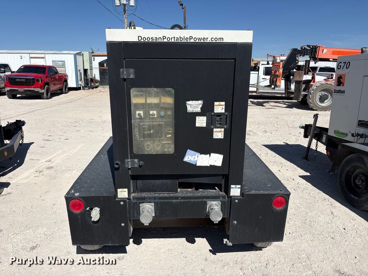 image for item EF6431 (2) Doosan G70 generators