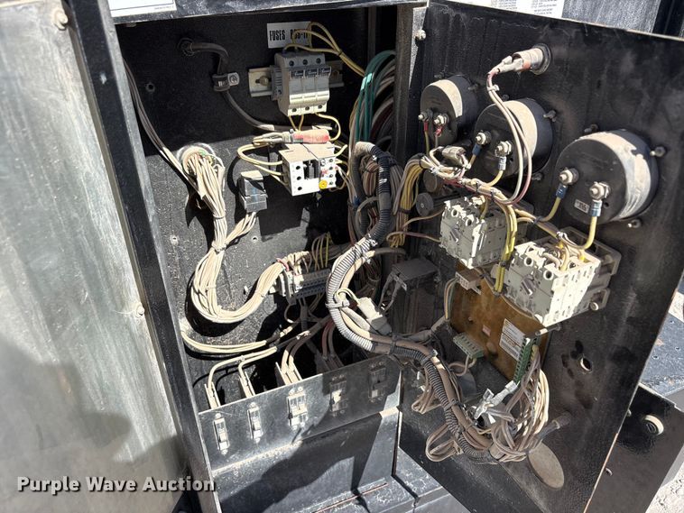 image for item EF6431 (2) Doosan G70 generators