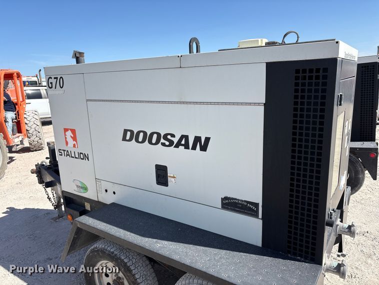 image for item EF6431 (2) Doosan G70 generators